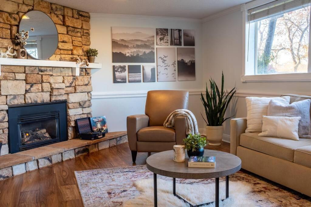 Cottonwood Heights - Lower Level Of Mountain Home! ภายนอก รูปภาพ
